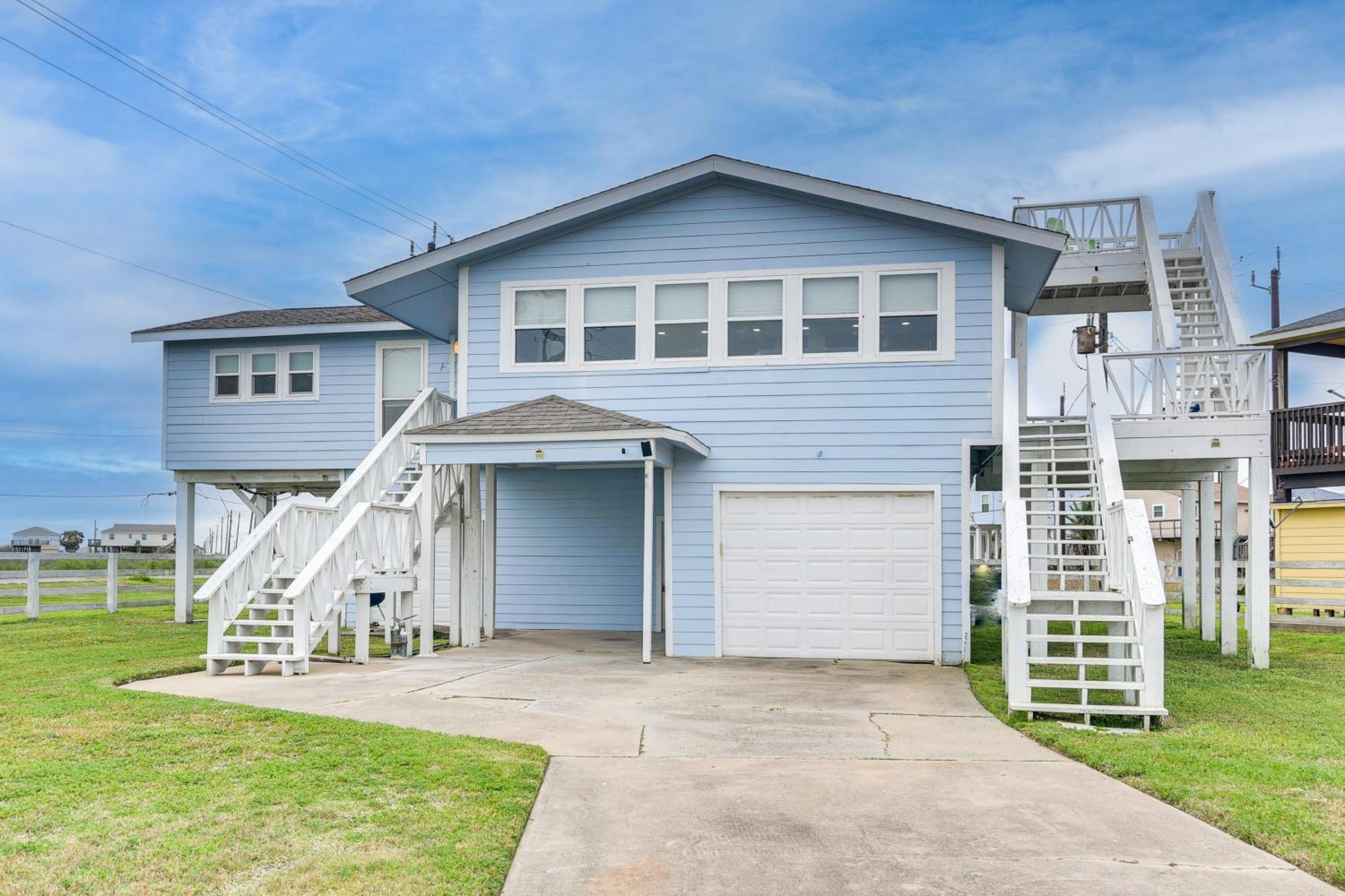 Modern Freeport Home Short Walk To Surfside Beach Exterior photo